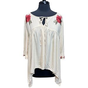 Emery Rose Plus Size Cream Floral Embroidered Boho Babydoll Peasant Top 1XL NWOT